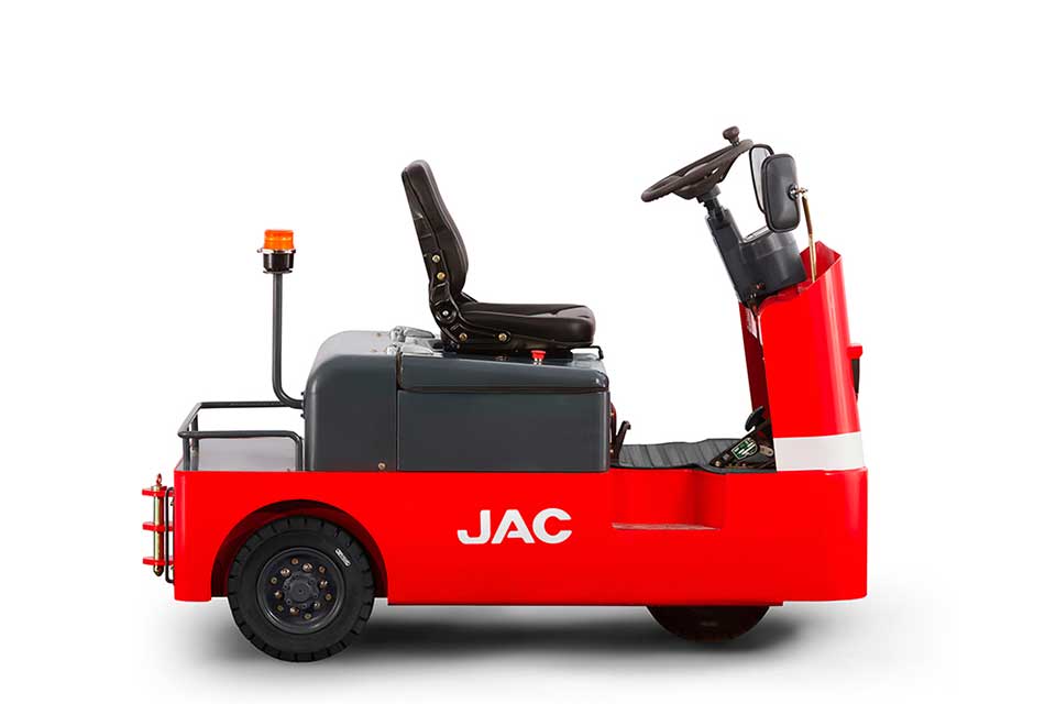 Как электротягачи JAC повышают эффективность складских операций
