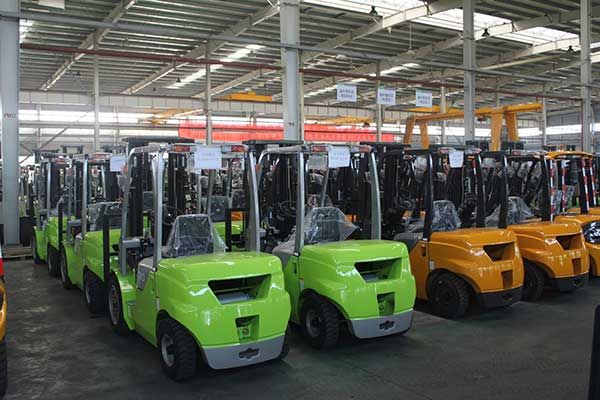 images/blog/chinese-forklifts-have-become-leaders-in-sales-in-russia-01.jpg