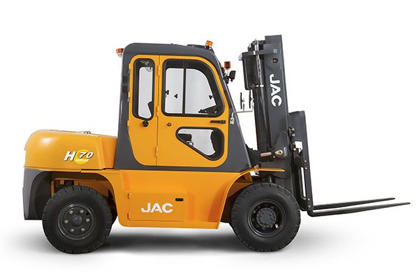 images/blog/buy-forklift-jac-cpcd-70-model-features-01.jpg