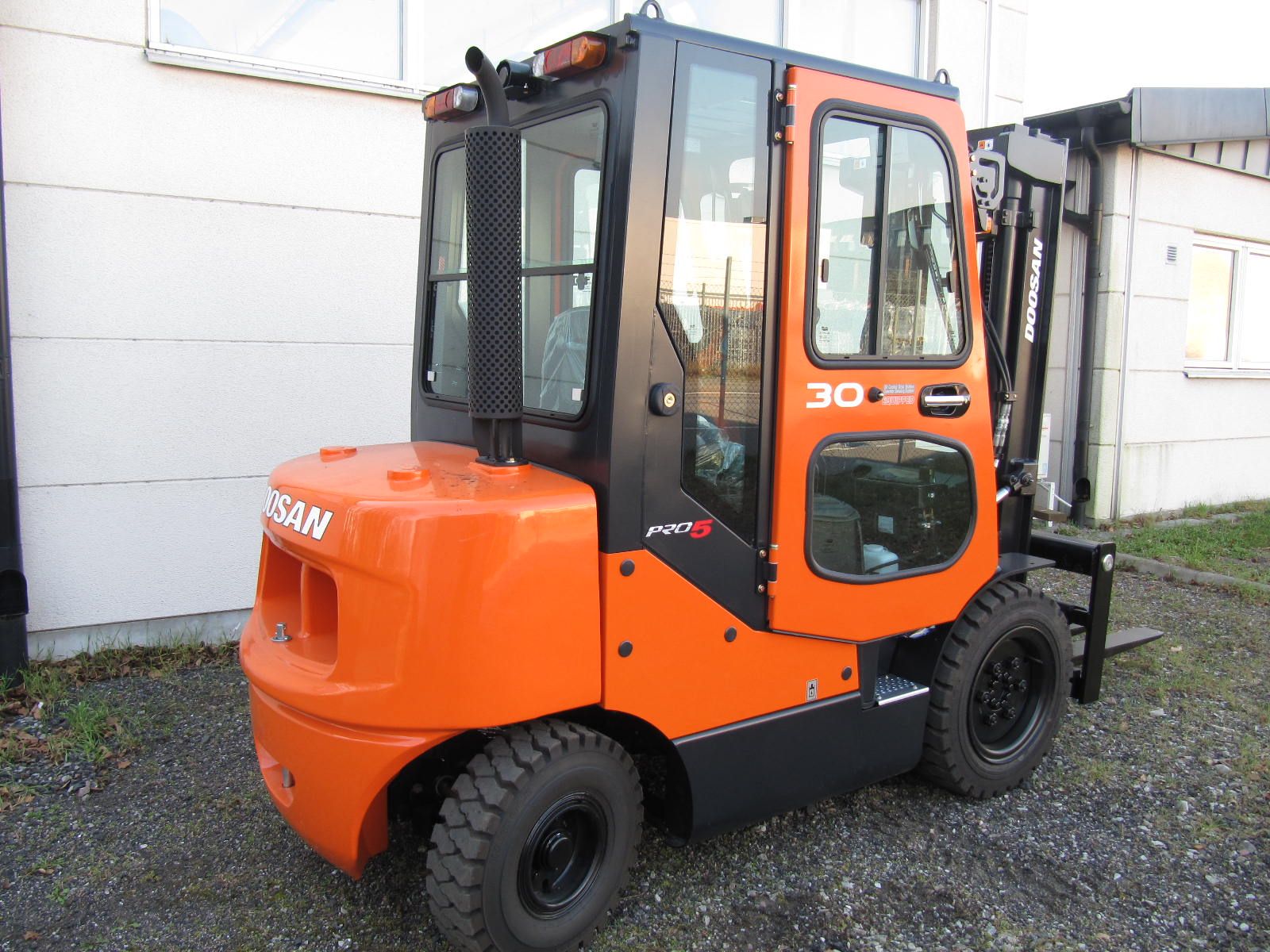 Doosan D30S-5