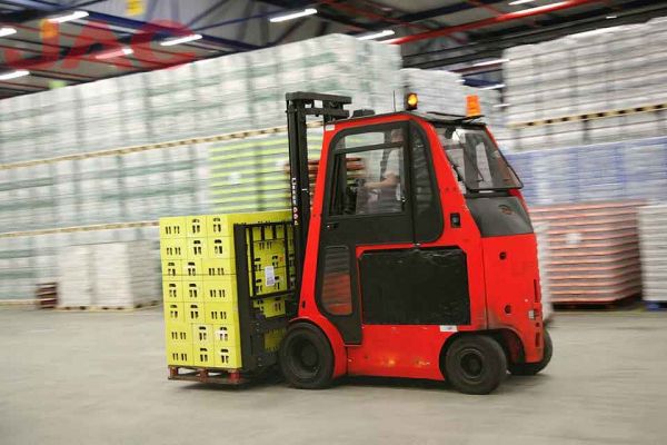 images/blog/Integration-of-forklifts-with-WMS-the-benefits-of-digital-synchronization.jpg