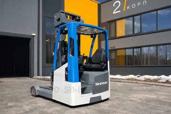 Сидячий ричтрак Shann CQD30 DF с боковым рабочим местом оператора