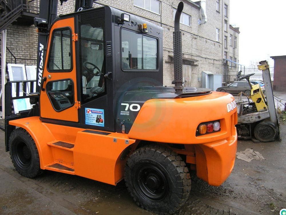 Doosan D70S-5