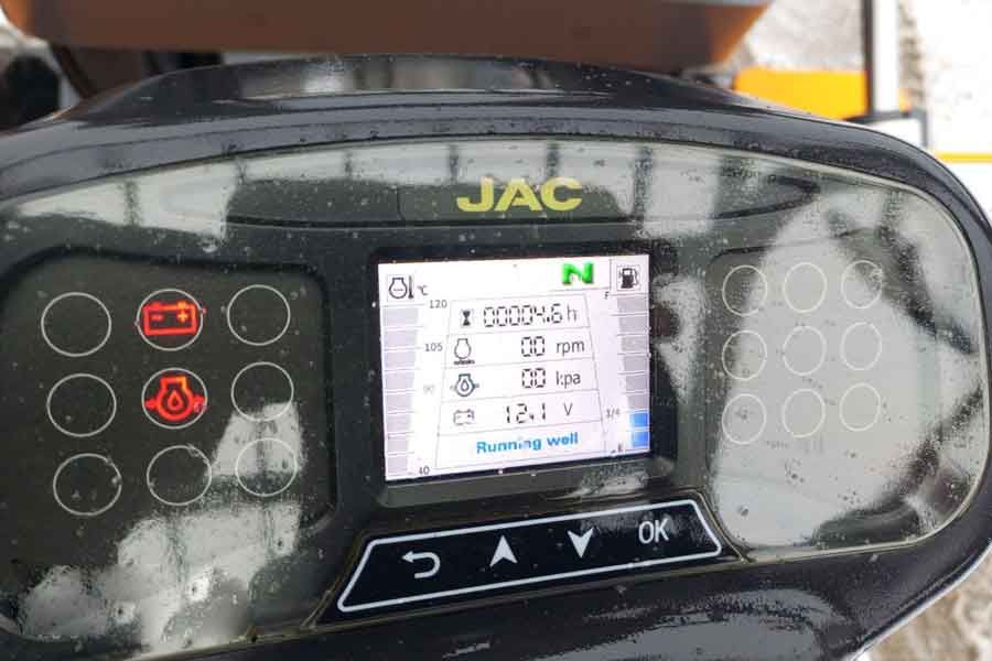 погрузчик JAC CPCD30H для склада и производства перед передачей заказчику