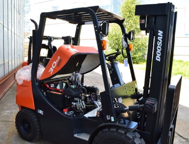 Doosan D30G